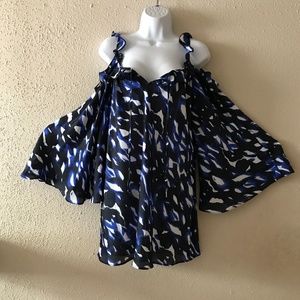 Size 18-20 Women Shoulder less Top